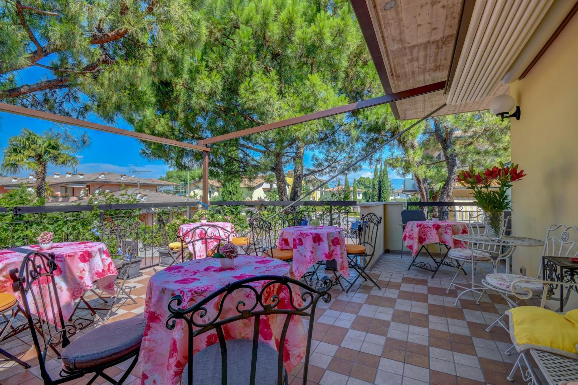 B&B America Sirmione Exteriér fotografie
