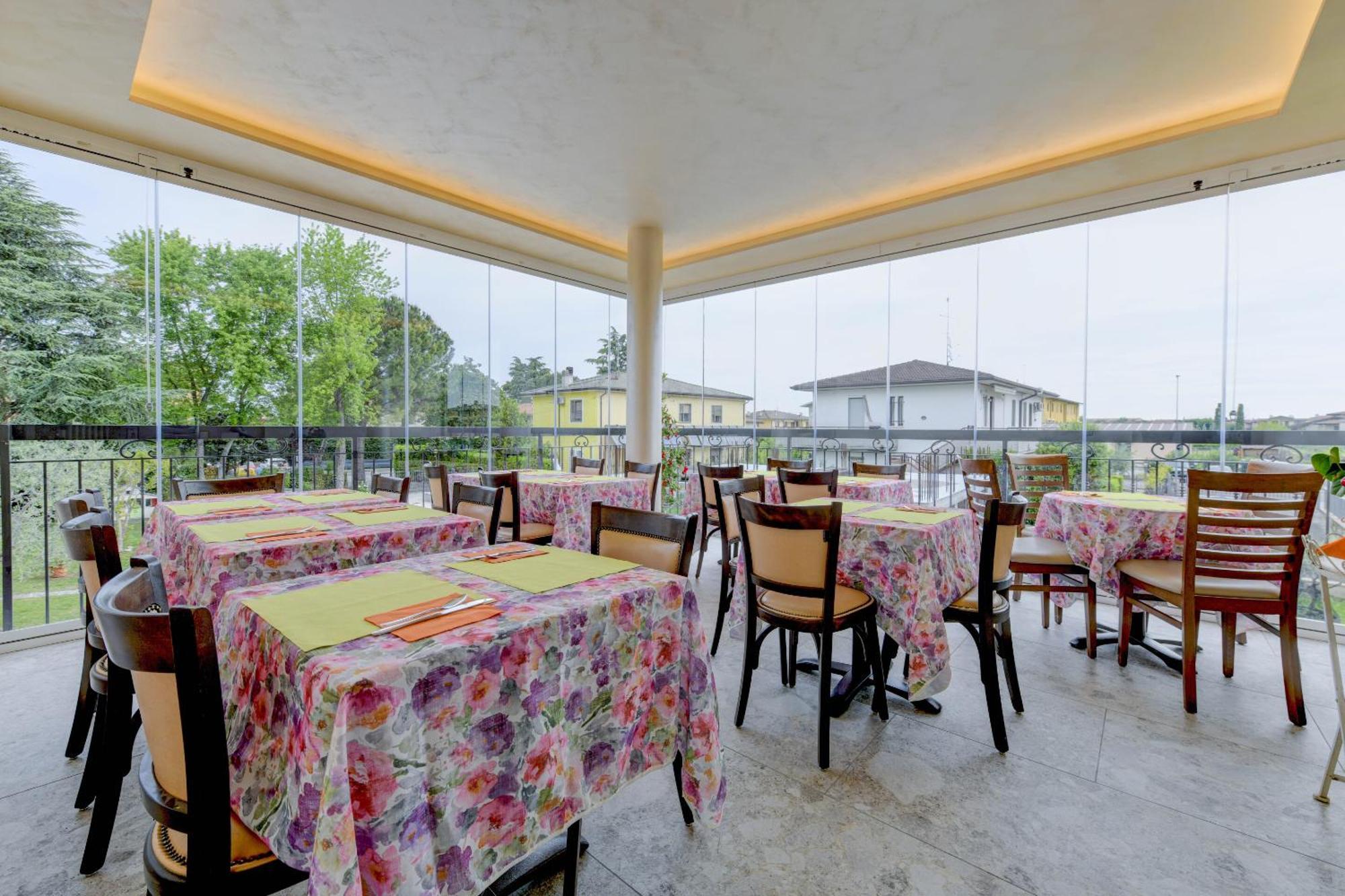 B&B America Sirmione Exteriér fotografie