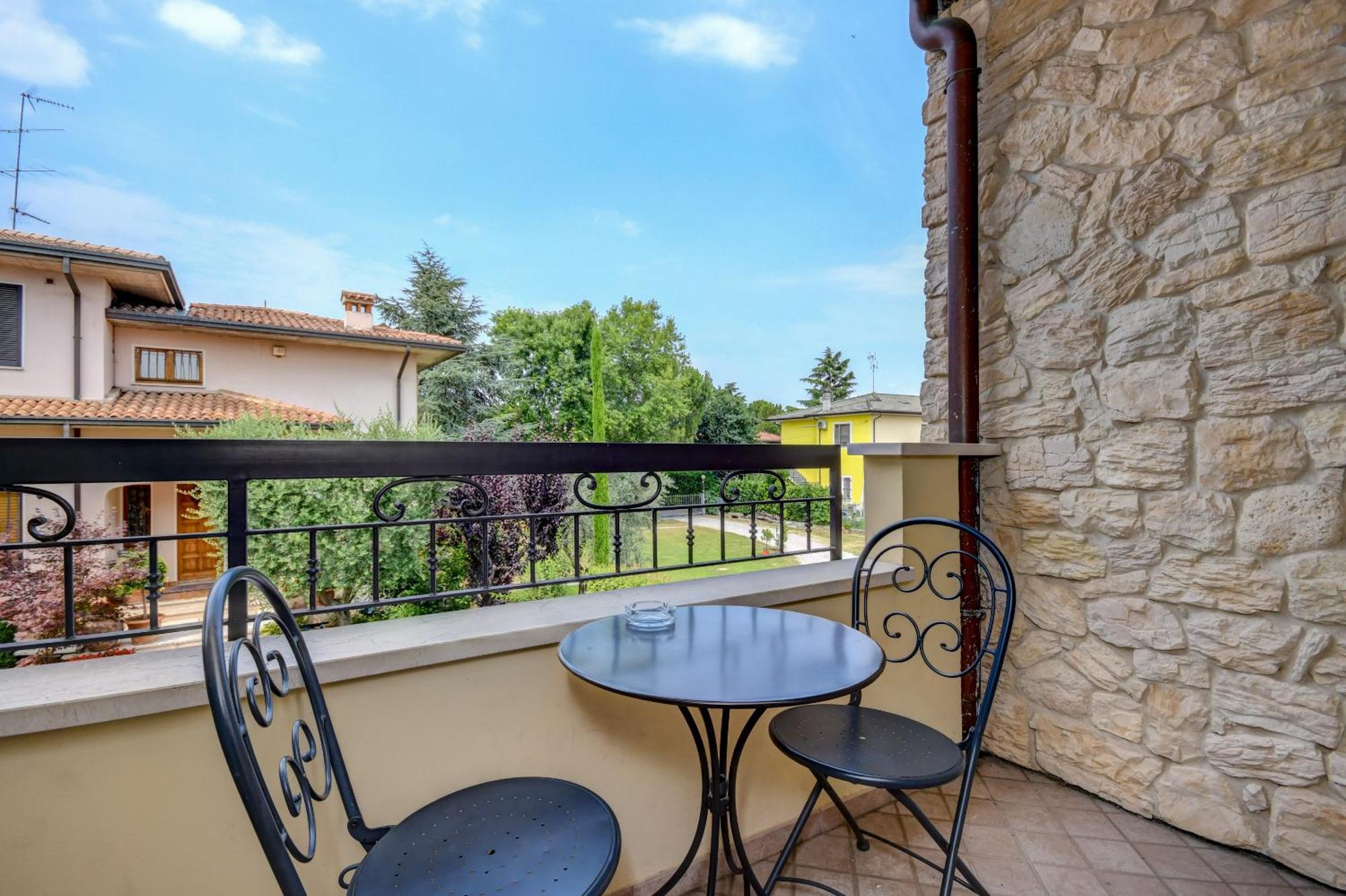 B&B America Sirmione Exteriér fotografie