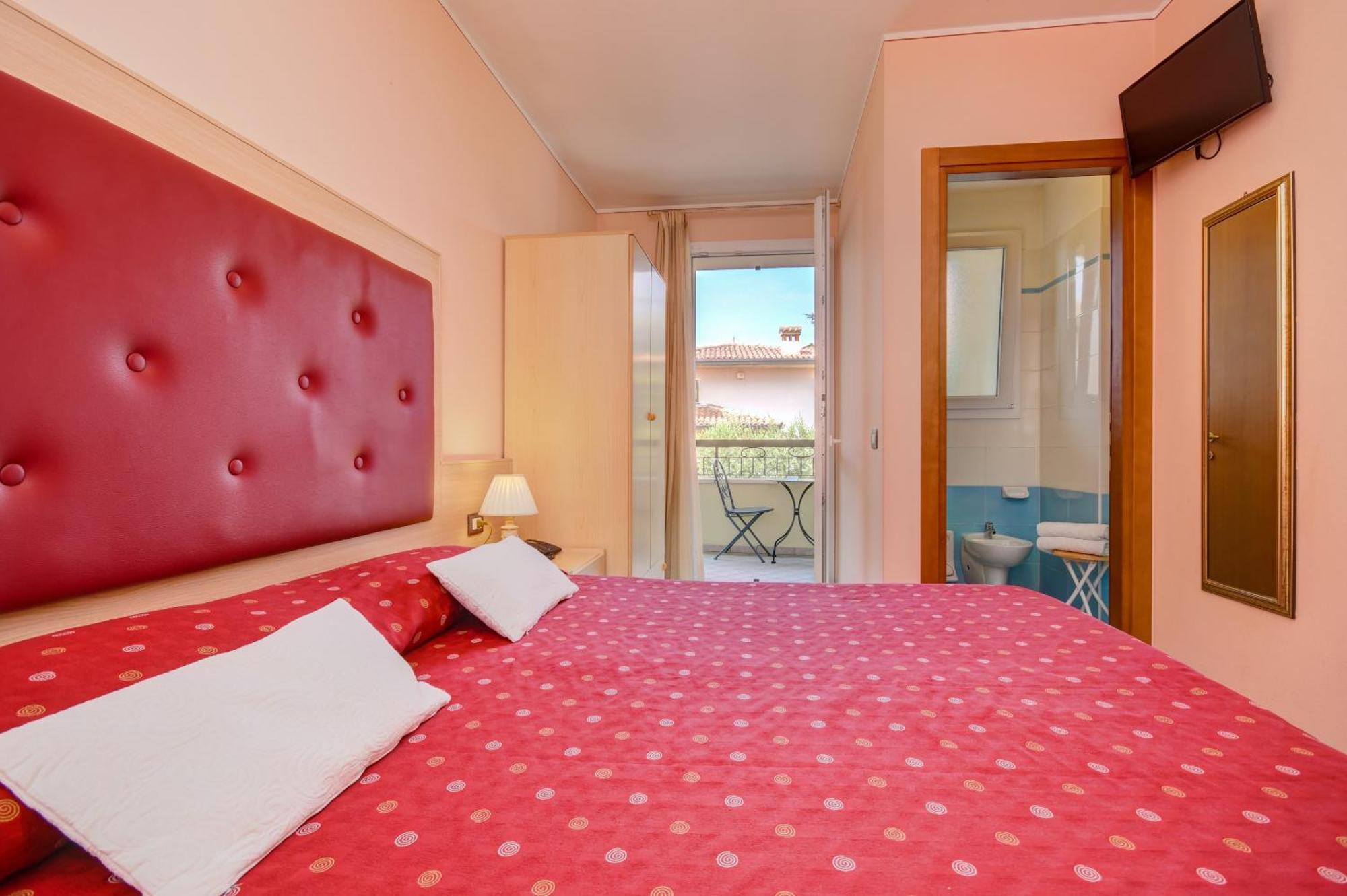 B&B America Sirmione Exteriér fotografie